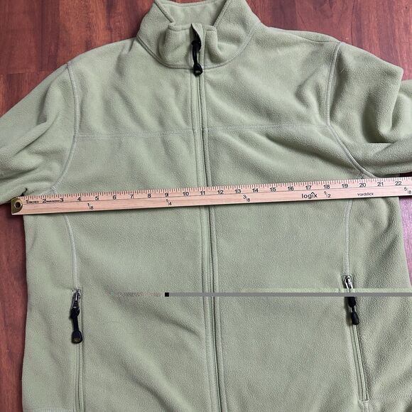 L.L. Bean fleece jacket with a full zipper and zippered pockets M - Picture 3 of 6